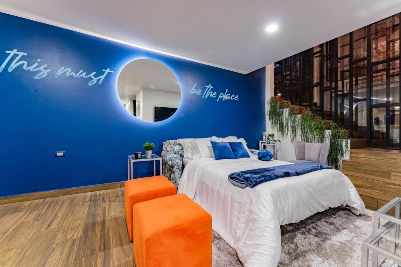 Luxury Skyview Ph Apartment